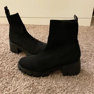 Ankle boots with heel